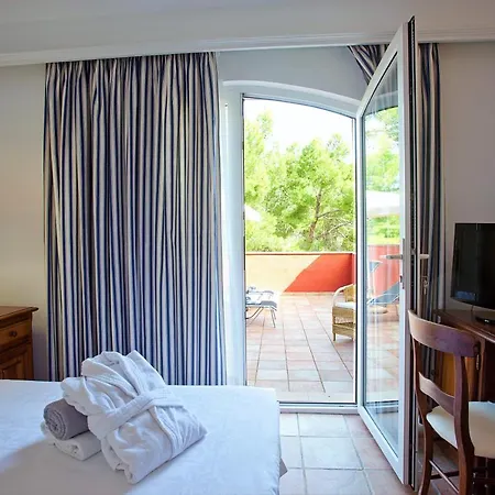 Cala Sant Vicenc - Adults Only Отель